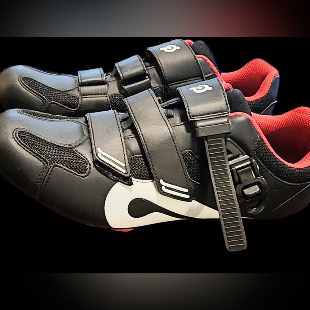⭐️Peloton 🚲Cycling Shoes with Spinning Cleats         Sz 45/11 US